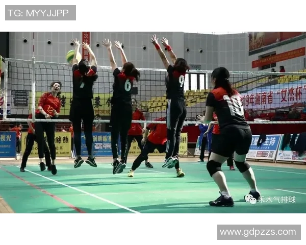 成都排球队在亚运会上的灵活性表现引发热议展现团队协作与战术创新